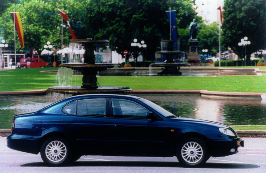  Daewoo Leganza 1997 года  (WW) (фото 1 из 17)
